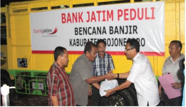 Bank Jatim Cares Flood Victims