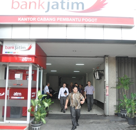 Bank Jatim Sub-Branch Office Pogot